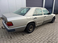 1993 mercedes 250d sedan - 5-cilinder diesel - afbeelding 6 van  12
