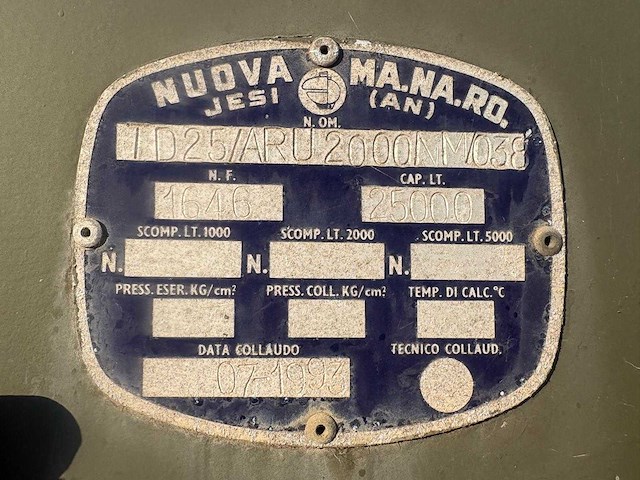 1993 nuova ma.na.ro. s31t-105a tankoplegger - afbeelding 8 van  19