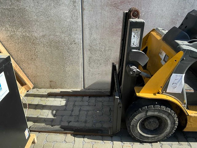 1994 caterpillar dp18n vorkheftruck - afbeelding 3 van  9