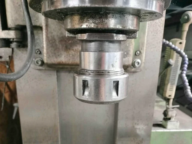 1994 cme fu 2 cc universele freesmachine tafel 1000 × 300 mm - afbeelding 7 van  11