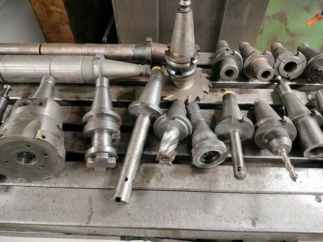 1994 cme fu 2 cc universele freesmachine tafel 1000 × 300 mm - afbeelding 9 van  11