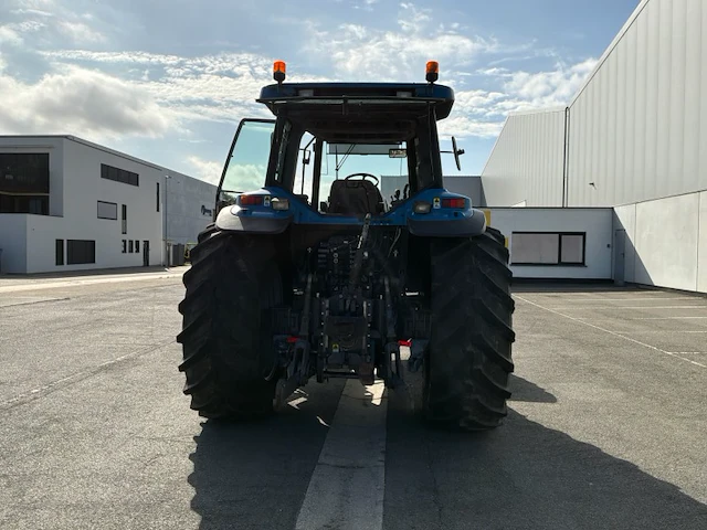 1994 ford 8870 dt vierwielaangedreven landbouwtractor - afbeelding 22 van  25