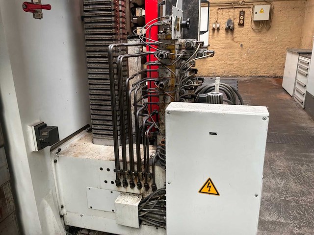 1994 heidenhain tnc 425 cnc freesmachine - afbeelding 7 van  64