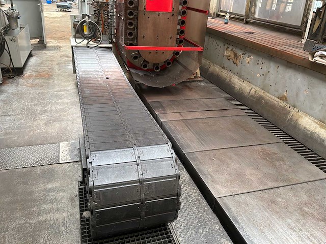 1994 heidenhain tnc 425 cnc freesmachine - afbeelding 17 van  64