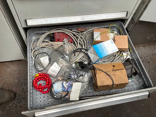 1994 heidenhain tnc 425 cnc freesmachine - afbeelding 38 van  64