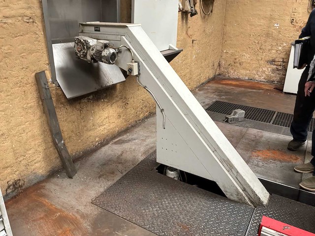 1994 heidenhain tnc 425 cnc freesmachine - afbeelding 42 van  64