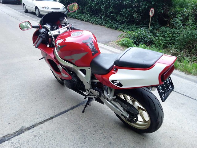 1994 honda cbr 900 motorfiets - afbeelding 6 van  9