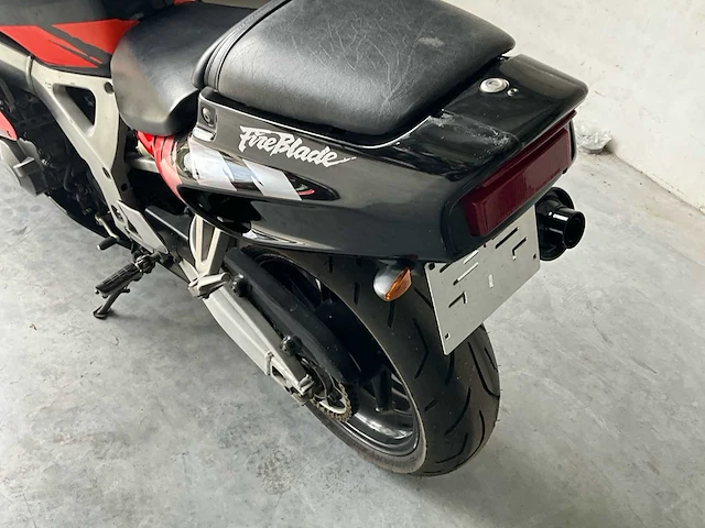 1994 honda cbr900rr motorfiets - afbeelding 22 van  26