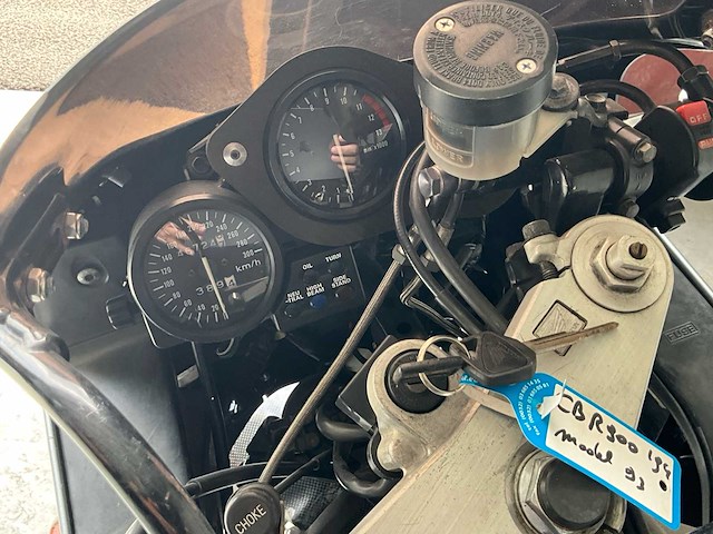 1994 honda cbr900rr motorfiets - afbeelding 11 van  26