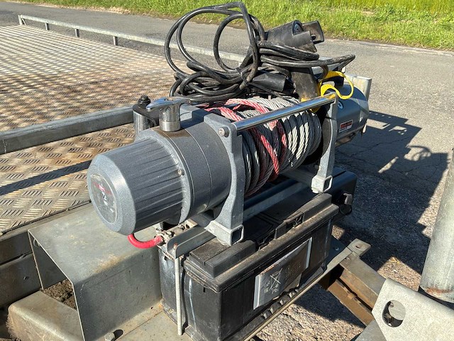 1994 j.c. beckers dubbelassige aanhangwagen - gegalvaniseerd platform - uitgerust met elektrische lier - afbeelding 6 van  23