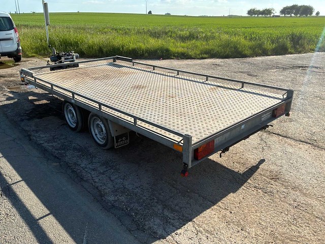 1994 j.c. beckers dubbelassige aanhangwagen - gegalvaniseerd platform - uitgerust met elektrische lier - afbeelding 17 van  23
