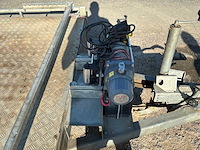 1994 j.c. beckers dubbelassige aanhangwagen - gegalvaniseerd platform - uitgerust met elektrische lier - afbeelding 21 van  23