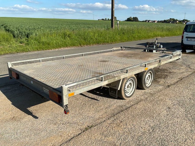 1994 j.c. beckers dubbelassige aanhangwagen - gegalvaniseerd platform - uitgerust met elektrische lier - afbeelding 5 van  23