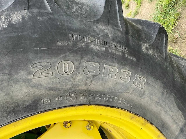 1994 john deere 6800 vierwielaangedreven landbouwtractor - afbeelding 9 van  24