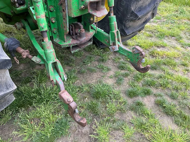 1994 john deere 6800 vierwielaangedreven landbouwtractor - afbeelding 8 van  24