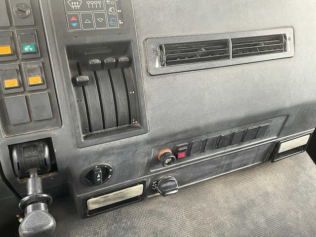 1994 man kraanwagen böcker - afbeelding 35 van  53