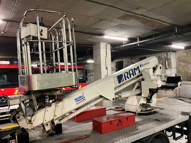 1994 mercedes-benz tn 410 db met ram hoogwerker - afbeelding 4 van  31