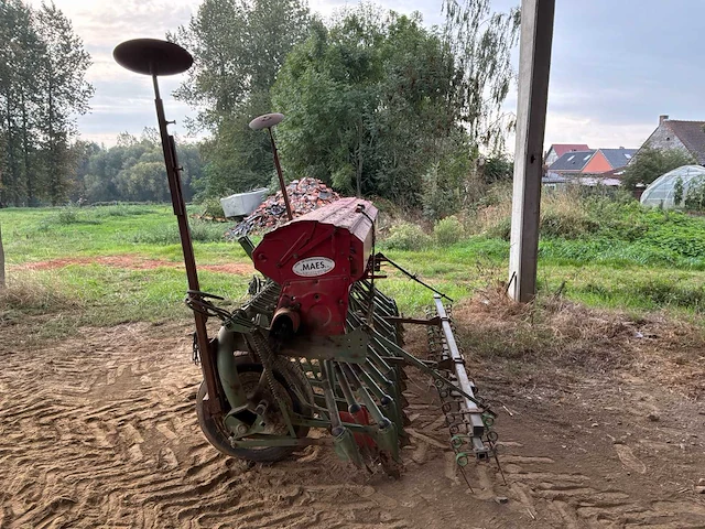 1994 nodet gougis bs v6 zaai - afbeelding 10 van  13