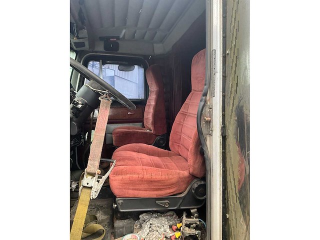 1994 peterbilt cumming 500 vrachtwagen - afbeelding 6 van  39