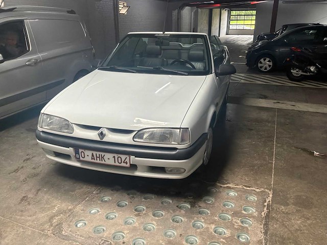 1994 renault 19 oldtimer cabriolet - afbeelding 1 van  23