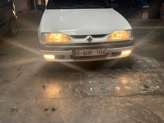 1994 renault 19 oldtimer cabriolet - afbeelding 13 van  23