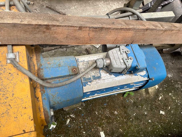 1995 abus 10t - gm 3100 h6-201.41.104.e enkelliggerkraan - afbeelding 14 van  15