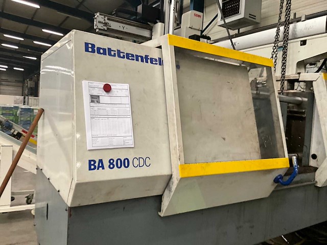 1995 battenfield ba 800 cdc spuitgietmachine met robotarm star - afbeelding 7 van  11