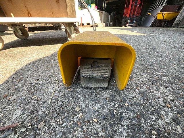 1995 beticht blue max 8fs multikopsboormachine - afbeelding 4 van  13