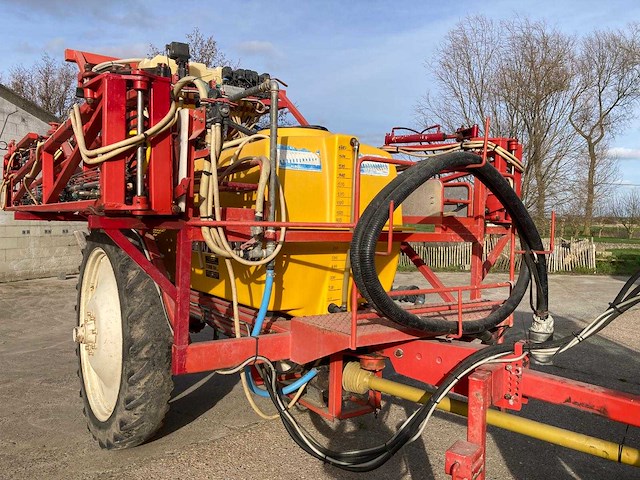 1995 beyne veldspuit - afbeelding 24 van  38