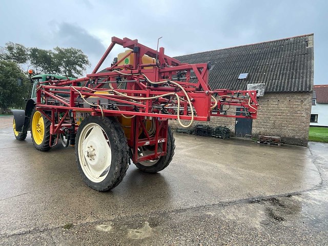 1995 beyne veldspuit - afbeelding 34 van  38