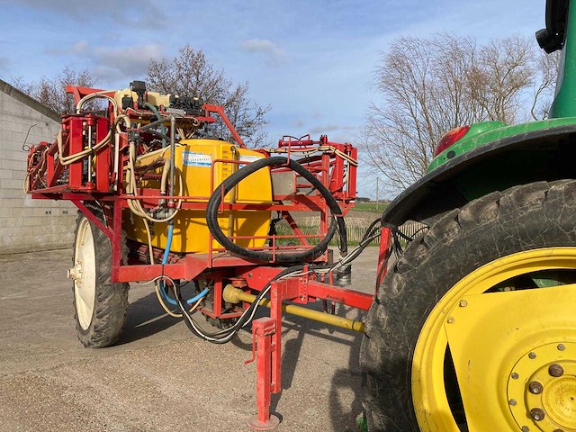 1995 beyne veldspuit - afbeelding 26 van  40