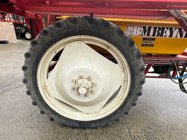 1995 beyne veldspuit - afbeelding 40 van  40