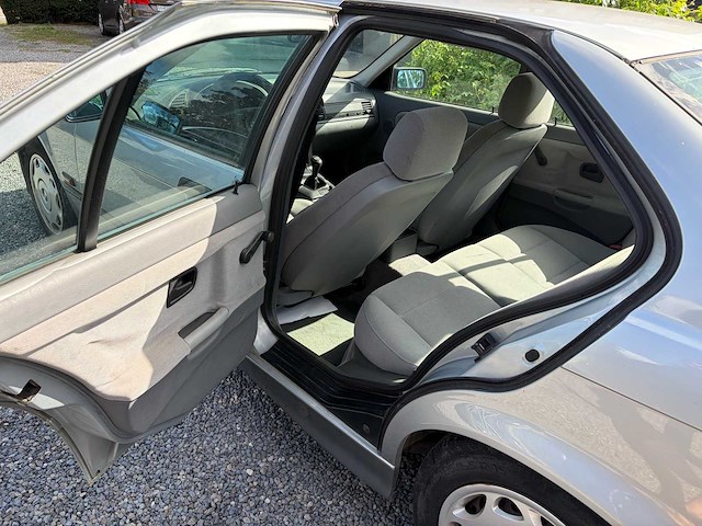 1995 bmw 318 e36 oldtimer - afbeelding 11 van  38