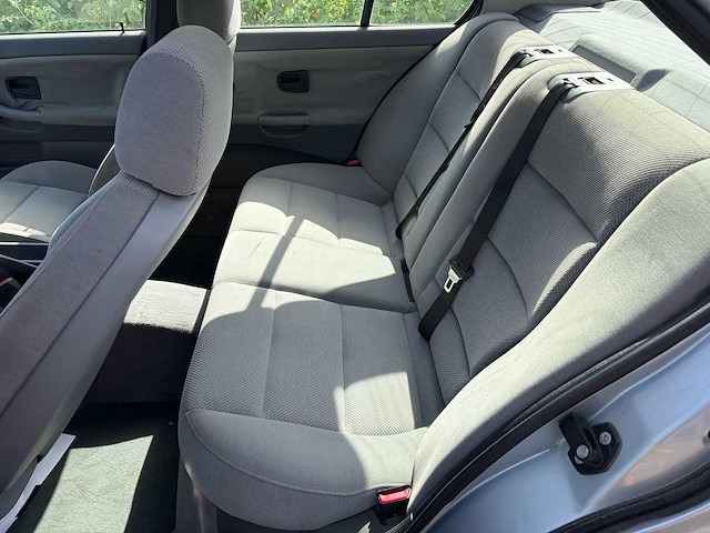 1995 bmw 318 e36 oldtimer - afbeelding 13 van  38