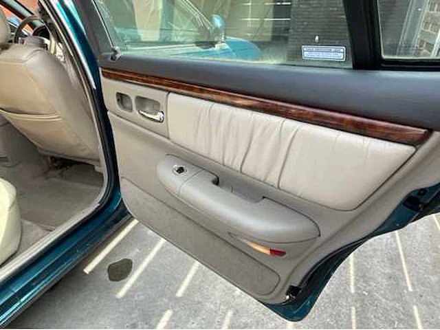 1995 chrysler new yorker auto - afbeelding 14 van  29