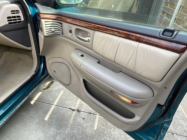 1995 chrysler new yorker auto - afbeelding 17 van  29