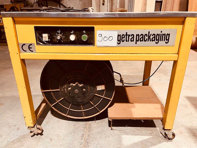 1995 getra s323 strapmachine - afbeelding 1 van  4