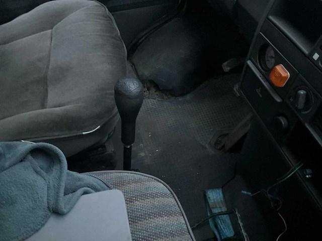 1995 iveco 35.10 vrachtwagen - afbeelding 8 van  30