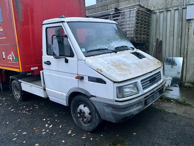 1995 iveco 35.10 vrachtwagen - afbeelding 1 van  30