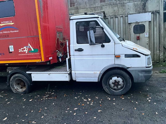 1995 iveco 35.10 vrachtwagen - afbeelding 23 van  30