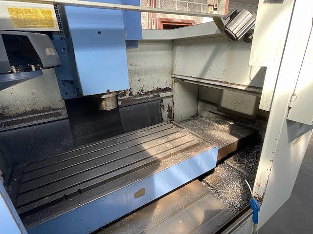 1995 leadwell vmc-40 cnc freesmachine - afbeelding 9 van  10