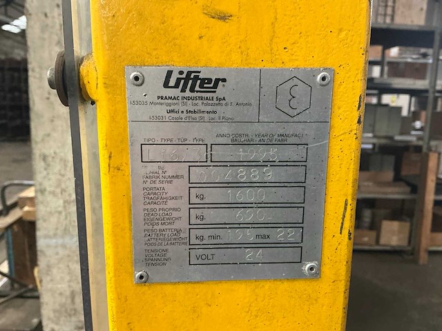 1995 lifter l16/3 stapelaar - afbeelding 6 van  7