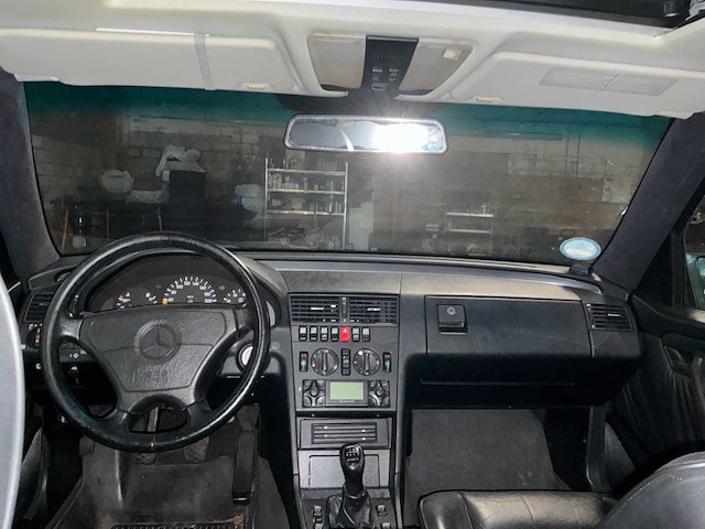1995 mercedes c200 sportwagen - afbeelding 19 van  63