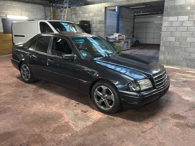 1995 mercedes c200 sportwagen - afbeelding 44 van  49