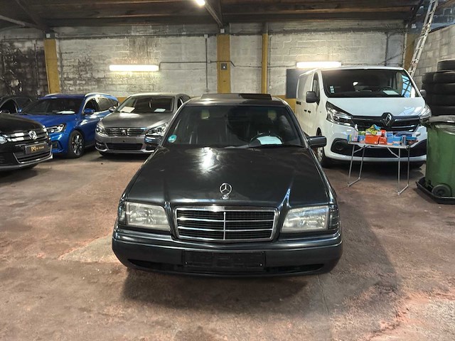 1995 mercedes c200 sportwagen - afbeelding 47 van  49