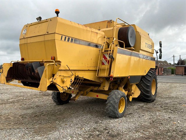 1995 new holland tx68 maaidorser met maaibord en kar - afbeelding 7 van  24