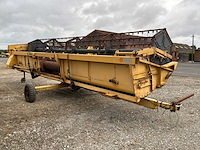1995 new holland tx68 maaidorser met maaibord en kar - afbeelding 13 van  24