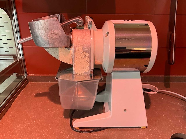 1995 santos n°2 kaasraspmachine - afbeelding 2 van  2