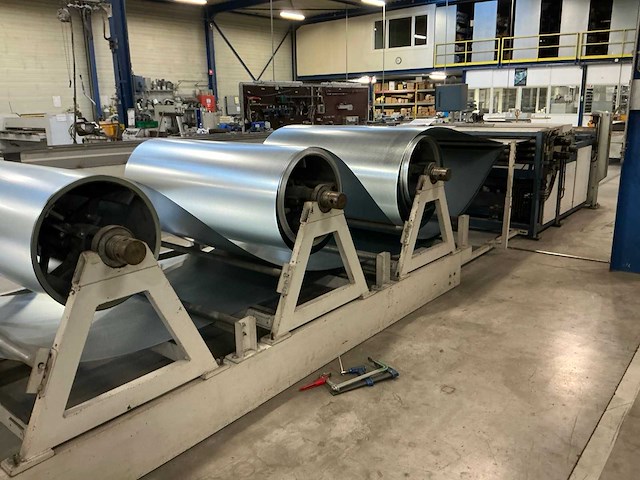 1995 twin seam ka 1501 a4 kanaalvormmachine - afbeelding 4 van  14