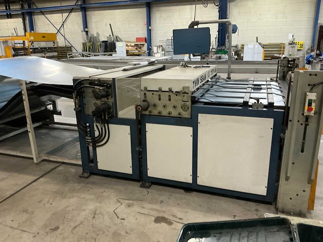 1995 twin seam ka 1501 a4 kanaalvormmachine - afbeelding 5 van  14